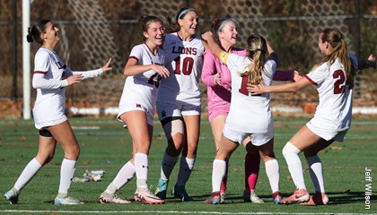 Molloy Enters NCAA Women's Soccer East Region Championship as No. 6 Seed